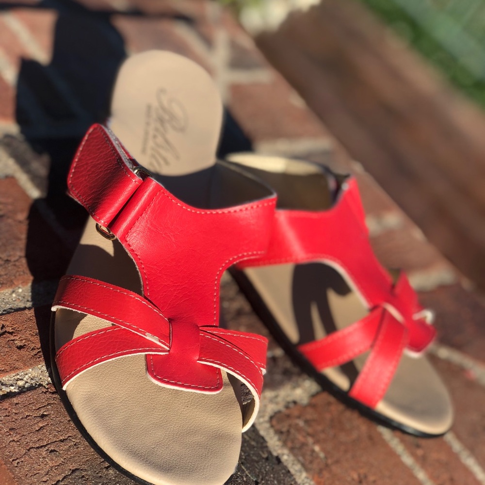 Women’s Belsta Sandals